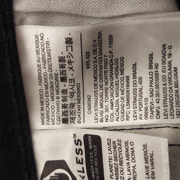 LEVI'S Men's Black Regular Tapered Fit Jeans - Picture 14 of 16